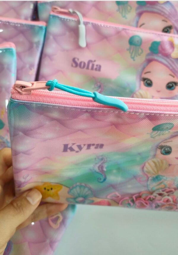 Estuche plastificado