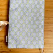 Funda de libro con solapas