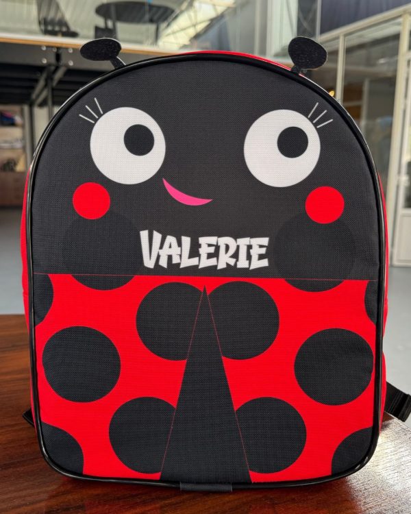 Mochila escolar personalizable