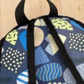 Mochila escolar detalles