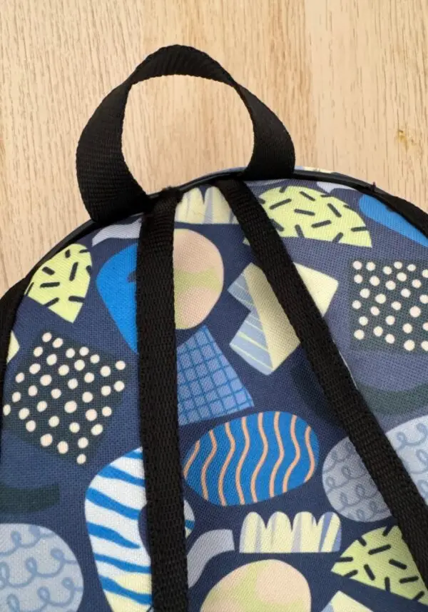Mochila escolar detalles