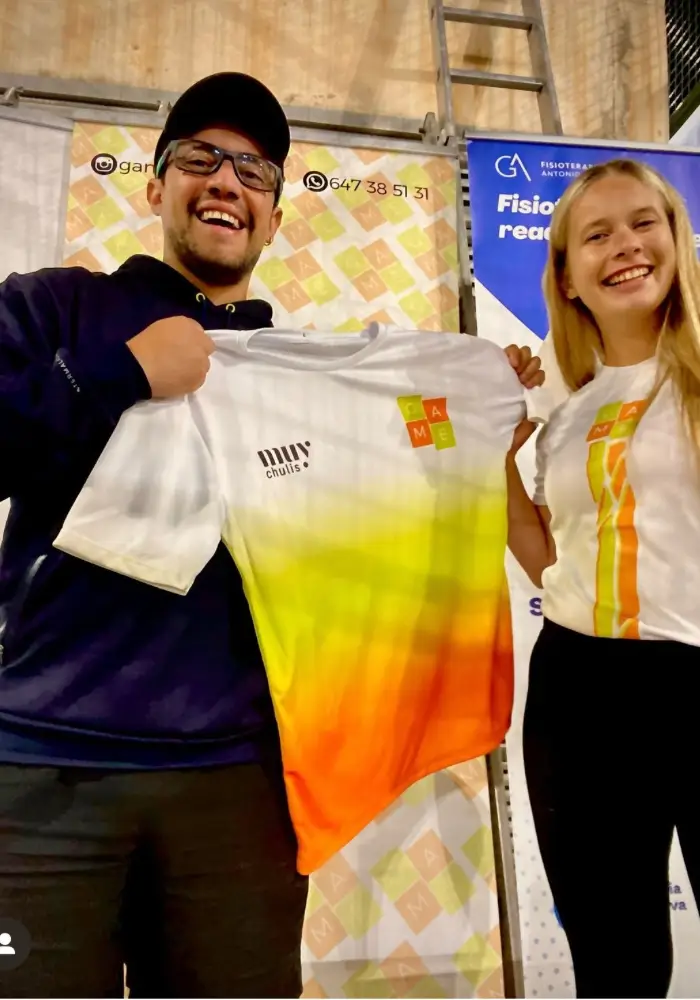 Camiseta con patrocinio sublimado